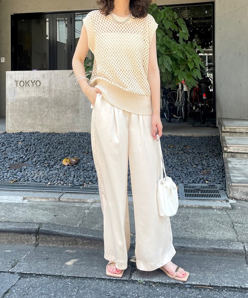 MISCHIEF メッシュニットベスト ホワイト Munsingwear 【ENVOY】ラメ糸混ペンギンジャカードメッシュ編み
