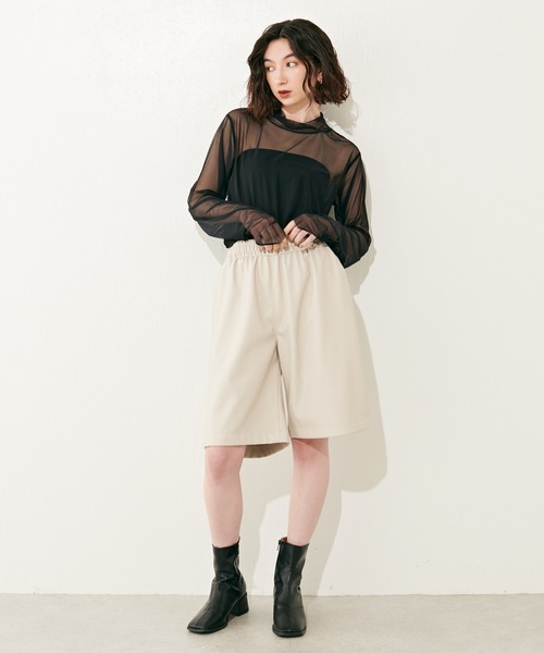 Lui's（ルイス）の「エコレザーハーフパンツ(セットアップ対応)（その他パンツ・レディース・ライトベージュ/ブラック・FREE）」の4枚目の写真