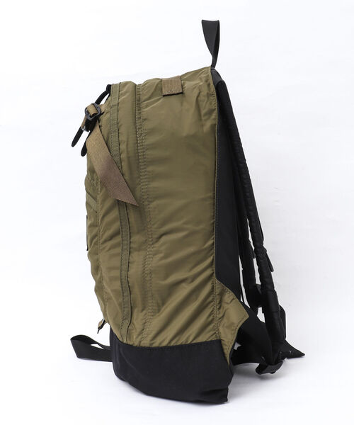 GREGORY(グレゴリー)の「【GREGORY/グレゴリー】FINEDAY MERROW 軽量 ナイロンデイパック(バックパック/リュック・メンズ・ブラック/オリーブ・FREE)」の21枚目の写真