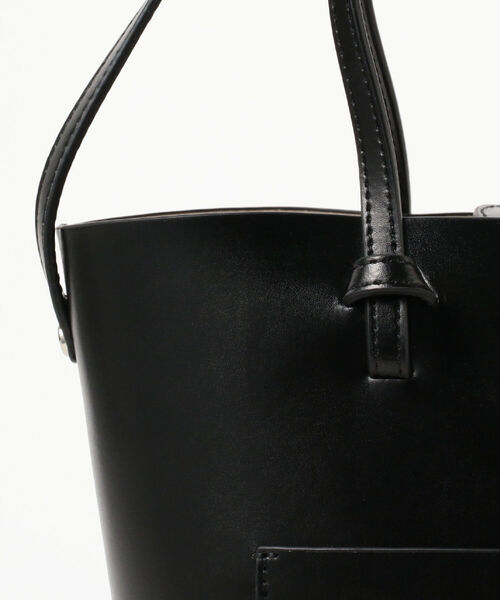 Ray BEAMS(レイビームス)の「YAHKI / ソフト ダブルフェイス トートバッグ(トートバッグ・レディース・ブラック・ONE SIZE)」の5枚目の写真