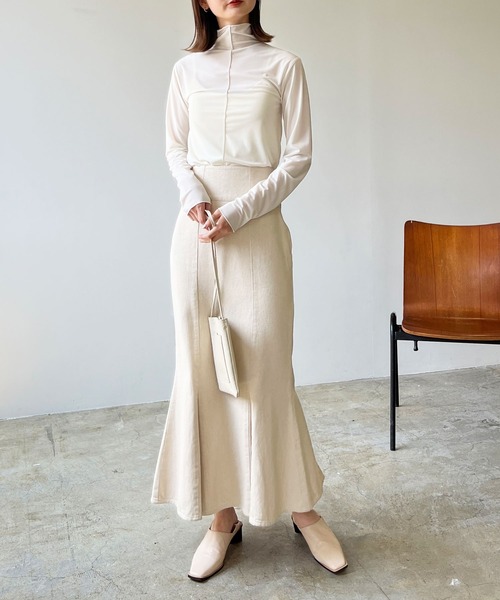 LIAN（リアン）の「シアーハイネックトップス（Tシャツ/カットソー・レディース・ブラウン/ブラック/アイボリー/グリーン/オレンジ/パープル/スカイブルー・FREE）」の15枚目の写真