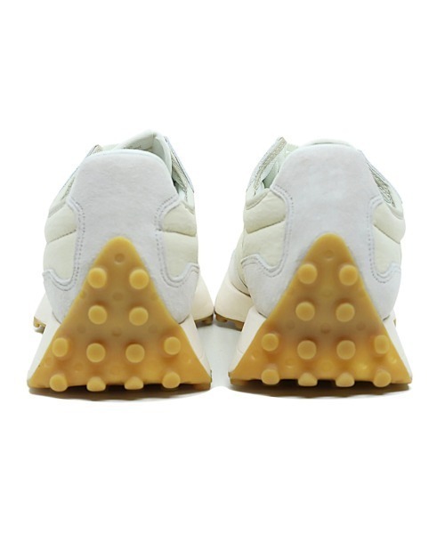 NEW BALANCE(ニューバランス)の「【New Balance】MS327(スニーカー・レディース・ホワイト・22.5cm/23cm/23.5cm/24cm/24.5cm/25cm)」の2枚目の写真