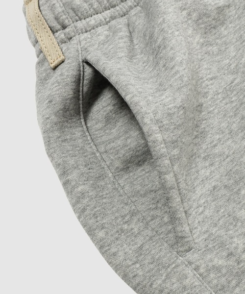 BLESS（ブレス）の「OVERJOGGINGJEANS（デニムパンツ・レディース・ベージュ系その他・S/L）」の3枚目の写真