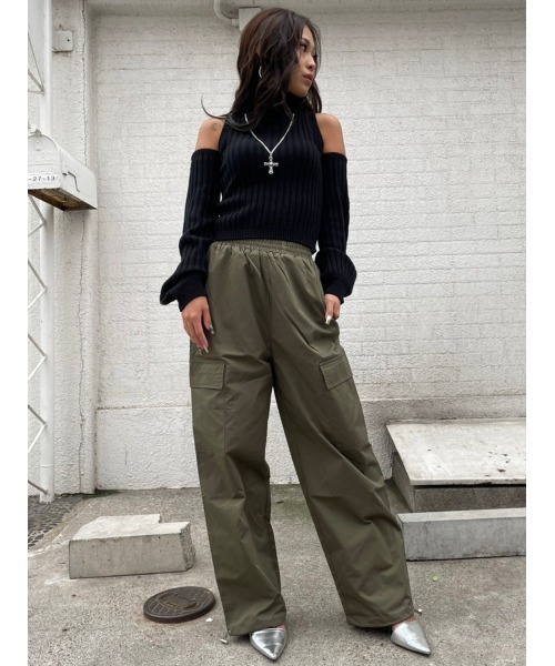 EGOIST(エゴイスト)の「裾ドロストカーゴパンツ(カーゴパンツ・レディース・カーキ/ブラック/ベージュ・FREE)」の5枚目の写真