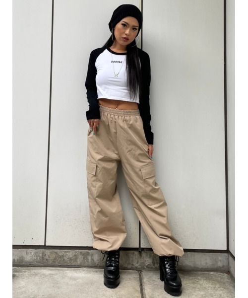EGOIST(エゴイスト)の「裾ドロストカーゴパンツ(カーゴパンツ・レディース・カーキ/ブラック/ベージュ・FREE)」の16枚目の写真