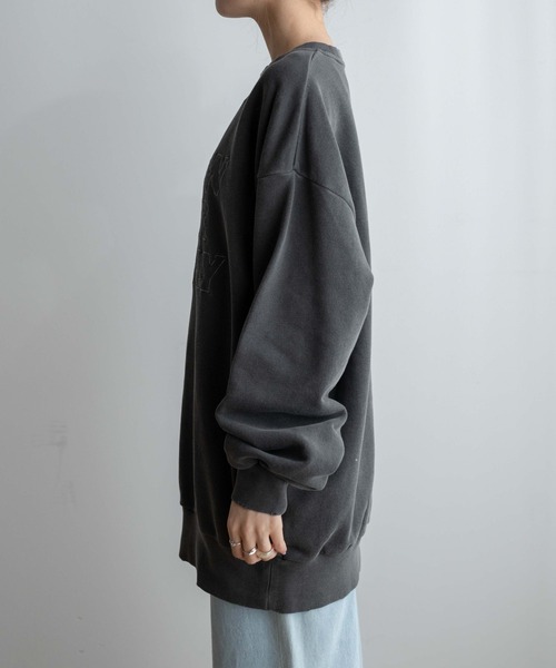 WEGO(ウィゴー)の「WEGO/ロゴ刺繍ピグメントBIGプルオーバー(スウェット・レディース・ライトパープル/スミクロ・FREE)」の20枚目の写真