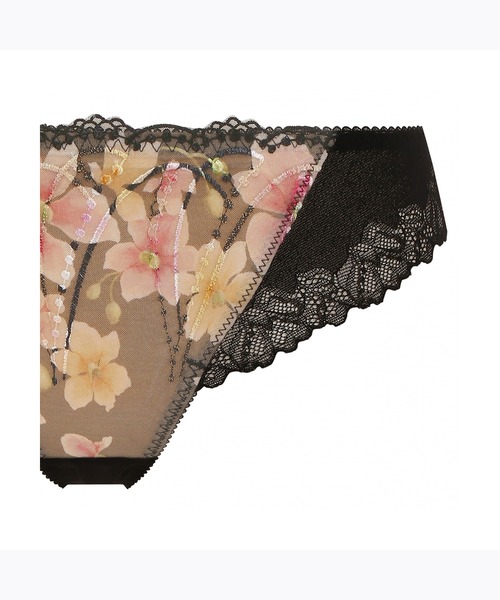 Triumph（トリンプ）の「天使のブラ スリムライン555 ストリング TR555