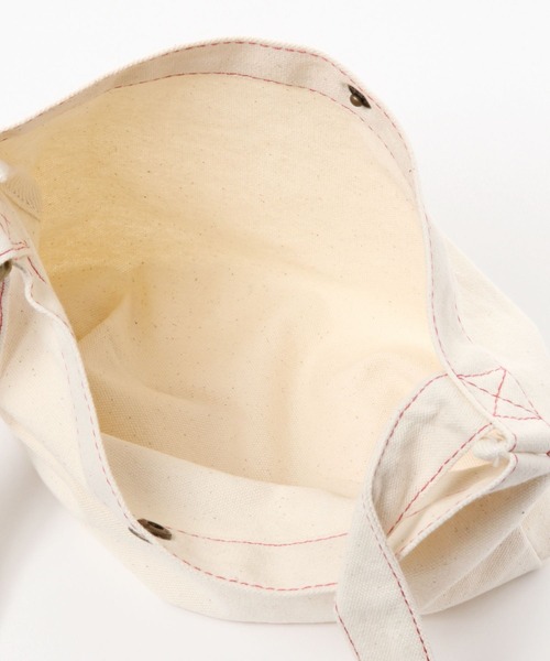 studio CLIP（スタディオクリップ）の「【daily CLIP】キャンバスロゴサコッシュバッグ（ボディバッグ/ウエストポーチ・レディース・ナチュラル・FREE）」の7枚目の写真