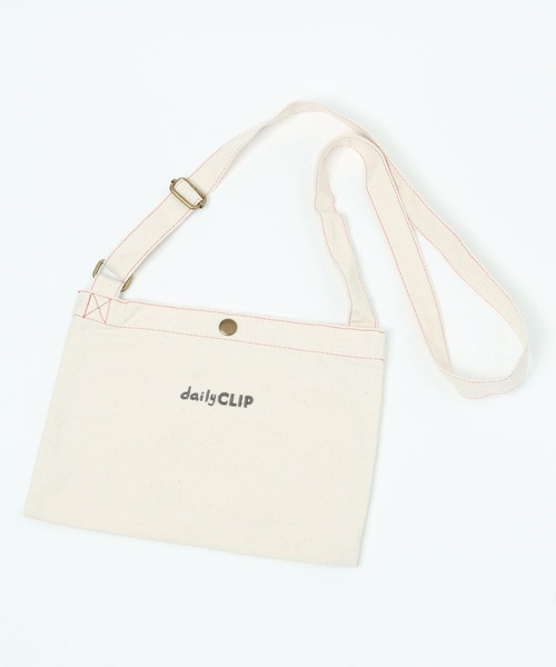 studio CLIP（スタディオクリップ）の「【daily CLIP】キャンバスロゴサコッシュバッグ（ボディバッグ/ウエストポーチ・レディース・ナチュラル・FREE）」の13枚目の写真