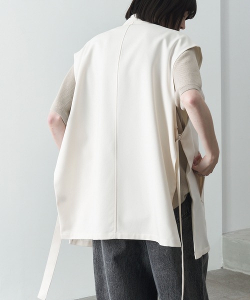 Alfred Alex（アルフレッドアレックス）の「【Alfred Alex】drape side ring code double gilet / TR-TWドレープサイドリングコードダブルジレベスト【セットアップ対応】（ベスト・メンズ・アイボリー/ブラック/ダークグリーン/チャコール・M/L）」の14枚目の写真
