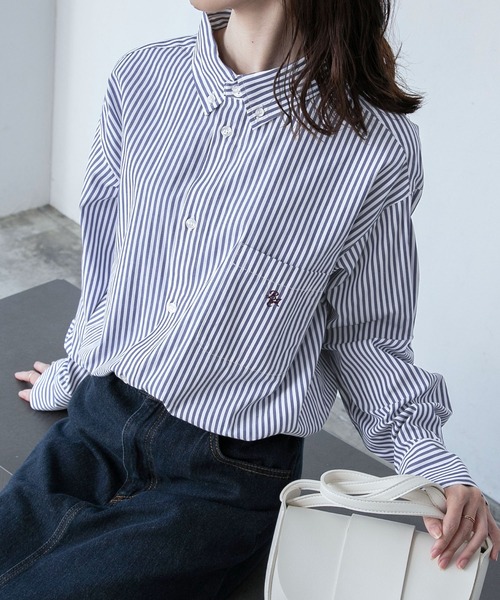 BONLECILL(ボンルシール)の「ビッグシルエット アソートワンポイント刺繍ボタンダウンシャツ(シャツ/ブラウス・レディース・ブルー系/オレンジ/ベージュ系/カーキ/ライトグリーン系/ネイビー系/ブルー/オフホワイト/ネイビー系2/ブラック系・FREE)」の14枚目の写真