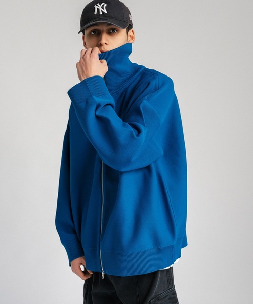 Ressaca(レサーカ)の「オーバーサイズ フルジップアップ ドライバーズニットカーディガン(ニット/セーター・メンズ・ブルー/グレー/オフホワイト/ブラック/オレンジ・M/L)」の4枚目の写真