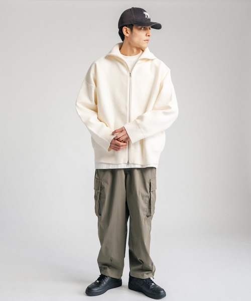 Ressaca(レサーカ)の「オーバーサイズ フルジップアップ ドライバーズニットカーディガン(ニット/セーター・メンズ・ブルー/グレー/オフホワイト/ブラック/オレンジ・M/L)」の15枚目の写真