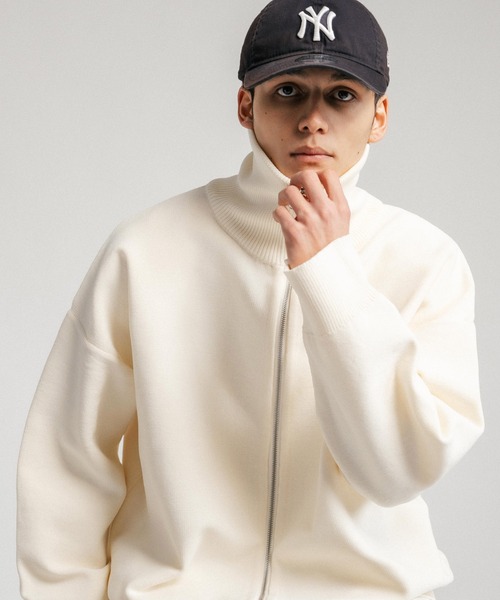 Ressaca(レサーカ)の「オーバーサイズ フルジップアップ ドライバーズニットカーディガン(ニット/セーター・メンズ・ブルー/グレー/オフホワイト/ブラック/オレンジ・M/L)」の14枚目の写真