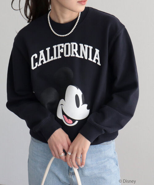 fredy emue(フレディエミュ)の「【別注】MICKEY裏毛プルオーバースウェット(スウェット・レディース・グレー/ネイビー・M)」の4枚目の写真