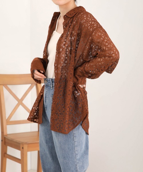 Bab（バブ）の「ブロックレースルーズシャツ（シャツ/ブラウス・レディース・ブラック/アイボリー/ブラウン・M）」の15枚目の写真