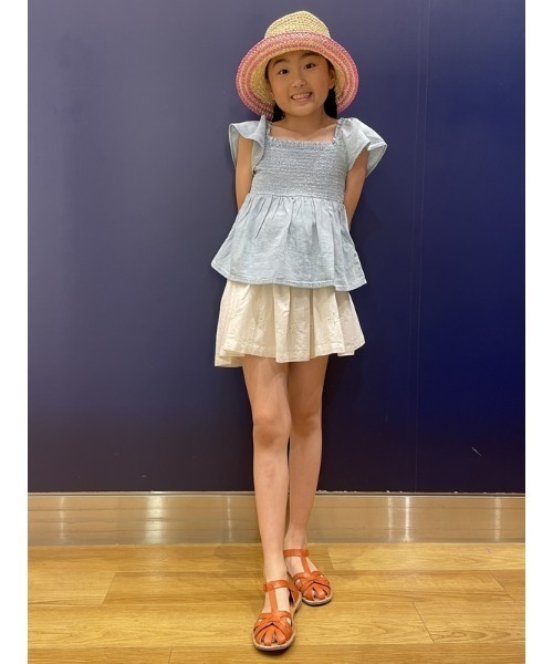 GAP（ギャップ）の「ウォッシュウェル スモッキングギャザー デニムトップス (キッズ)（シャツ/ブラウス・キッズ・ライトインディゴブルー・S/M/L/XL/XXL/XS）」の5枚目の写真