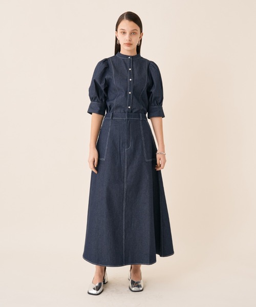 Solace（ソレイス）の「ツイルデニムパワショルブラウス（シャツ/ブラウス・レディース・ホワイト/ネイビー・FREE）」の17枚目の写真