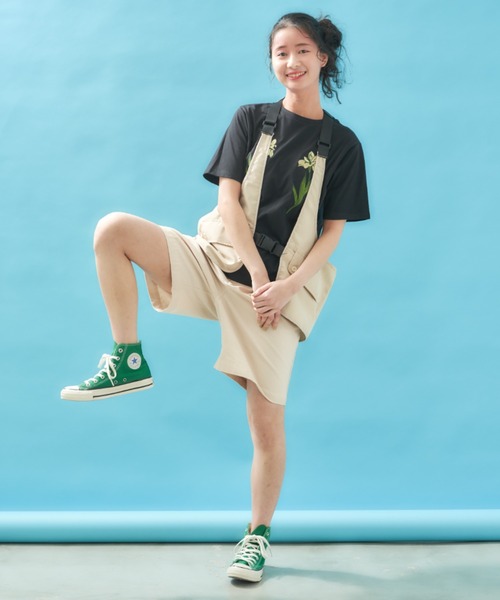MERLOT(メルロー)の「フラワー刺繍Tシャツ(Tシャツ/カットソー・レディース・ホワイト/ブラック・FREE)」の4枚目の写真