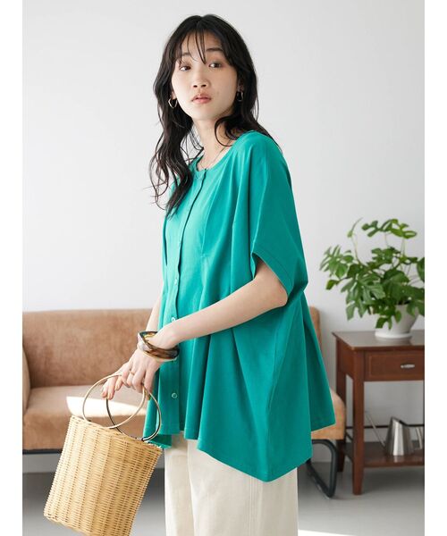 CRAFT STANDARD BOUTIQUE（クラフトスタンダードブティック）の「前後2wayタックプルオーバー（Tシャツ/カットソー・レディース・グレイッシュベージュ/グリーン/ブラック・FREE）」の6枚目の写真