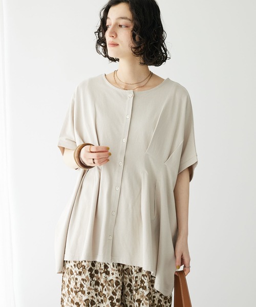 CRAFT STANDARD BOUTIQUE（クラフトスタンダードブティック）の「前後2wayタックプルオーバー（Tシャツ/カットソー・レディース・グレイッシュベージュ/グリーン/ブラック・FREE）」の3枚目の写真