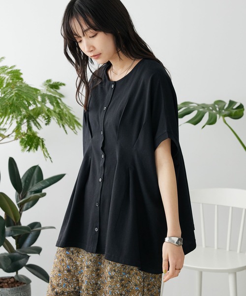 CRAFT STANDARD BOUTIQUE（クラフトスタンダードブティック）の「前後2wayタックプルオーバー（Tシャツ/カットソー・レディース・グレイッシュベージュ/グリーン/ブラック・FREE）」の2枚目の写真