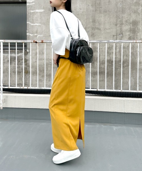 LVEU.(ラブユ.)の「【ZOZOTOWN限定】Enamel round backpack / エナメルラウンドリュック(バックパック/リュック・レディース・ブラック・FREE)」の10枚目の写真