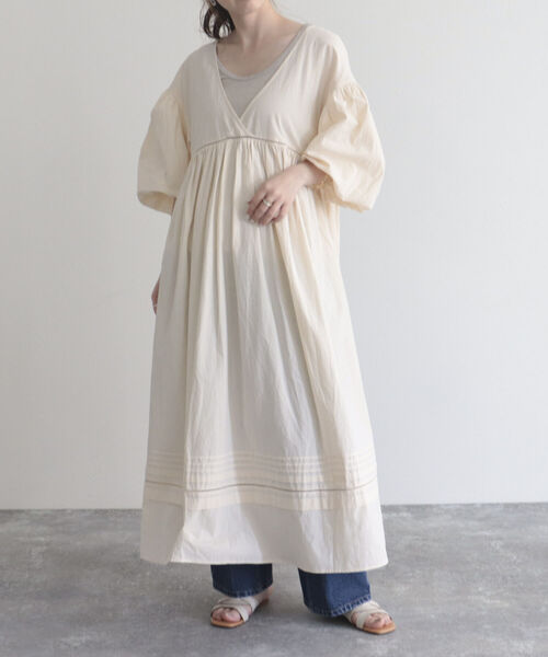 fredy emue（フレディエミュ）の「【fredyemueフレディエミュ】パフスリーブドレス（ワンピース・レディース・アイボリー/ブラック/ブルー・38）」の6枚目の写真