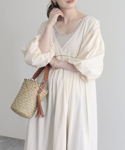 fredy emue（フレディエミュ）の「【fredyemueフレディエミュ】パフスリーブドレス（ワンピース・レディース・アイボリー/ブラック/ブルー・38）」の18枚目の写真