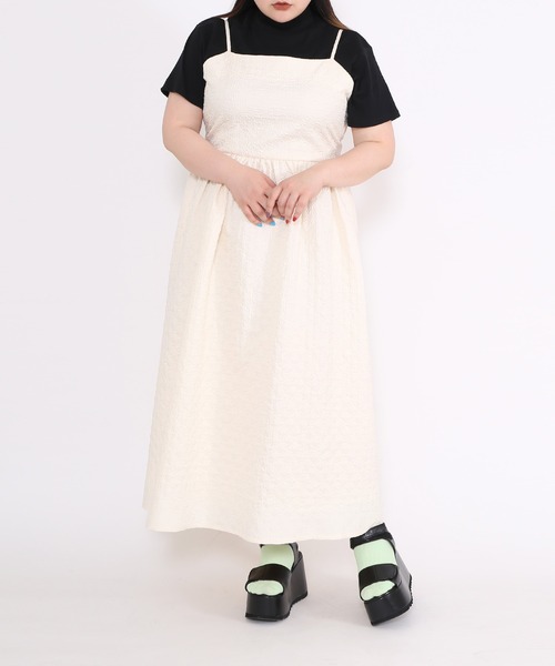 PUNYUS（プニュズ）の「バックオープンキャミワンピース（ワンピース・レディース・アイボリー/ブラック・1/2/3/4）」の20枚目の写真