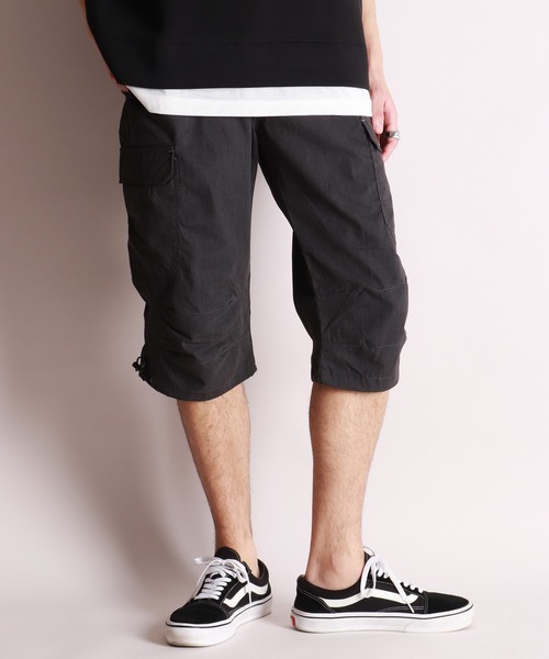 OUTDOOR PRODUCTS(アウトドアプロダクツ)の「TCウェザー クライミングカーゴ 7分丈パンツ(カーゴパンツ・メンズ・チャコール/カーキ/ベージュ/ブラック/オリーブ/ブルー・L/LL/M)」の2枚目の写真