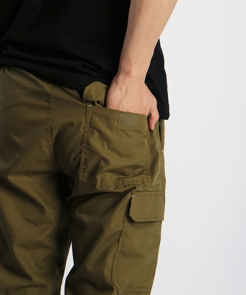 OUTDOOR PRODUCTS(アウトドアプロダクツ)の「TCウェザー クライミングカーゴ 7分丈パンツ(カーゴパンツ・メンズ・チャコール/カーキ/ベージュ/ブラック/オリーブ/ブルー・L/LL/M)」の16枚目の写真