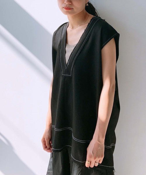 AS KNOW AS plus(アズノゥアズプラス)の「〇リネンライク ステッチVネックベスト(ベスト・レディース・アイボリー/ブラック/ブラウン・FREE)」の19枚目の写真