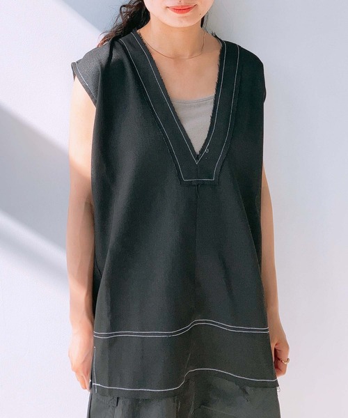 AS KNOW AS plus(アズノゥアズプラス)の「〇リネンライク ステッチVネックベスト(ベスト・レディース・アイボリー/ブラック/ブラウン・FREE)」の20枚目の写真