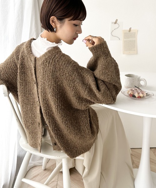 classicalelf(クラシカルエルフ)の「大人の愛されアイテム。リサイクルポリエステル2wayざっくり編みカーディガン(カーディガン/ボレロ・レディース・ブラウン/アイボリー/グレー/イエロー・LARGE/MEDIUM/SMALL/X-LARGE)」の13枚目の写真
