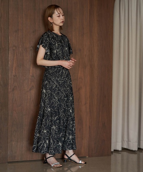 ROPE' PICNIC(ロペピクニック)の「【emur/エミュール】セットアップ対応/アートフラワー柄スカート(スカート・レディース・ブラック/サックスブルー・38)」の6枚目の写真