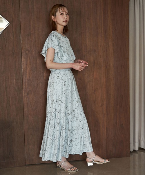 ROPE' PICNIC(ロペピクニック)の「【emur/エミュール】セットアップ対応/アートフラワー柄スカート(スカート・レディース・ブラック/サックスブルー・38)」の10枚目の写真