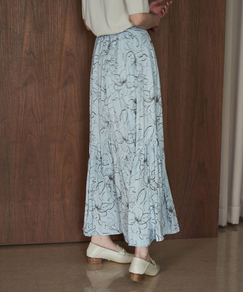 ROPE' PICNIC(ロペピクニック)の「【emur/エミュール】セットアップ対応/アートフラワー柄スカート(スカート・レディース・ブラック/サックスブルー・38)」の14枚目の写真