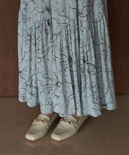 ROPE' PICNIC(ロペピクニック)の「【emur/エミュール】セットアップ対応/アートフラワー柄スカート(スカート・レディース・ブラック/サックスブルー・38)」の22枚目の写真
