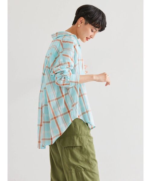 AMERICAN HOLIC（アメリカンホリック）の「インドコットンマドラスチェックシャツ（シャツ/ブラウス・レディース・サックスブルー/ライトベージュ/ネイビー/ピンク・L/M）」の17枚目の写真
