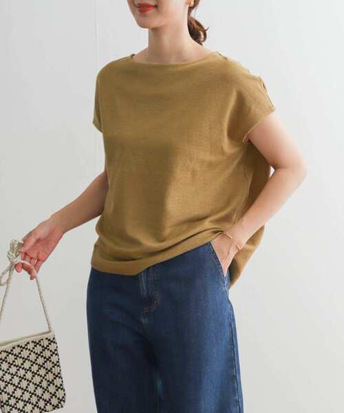 URBAN RESEARCH DOORS(アーバンリサーチドアーズ)の「コットンリネンサカリバーボートネックプルオーバー(Tシャツ/カットソー・レディース・ナチュラル/イエロー系その他/チャコールグレー・MEDIUM)」の3枚目の写真