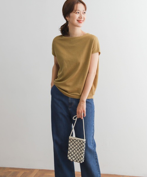 URBAN RESEARCH DOORS(アーバンリサーチドアーズ)の「コットンリネンサカリバーボートネックプルオーバー(Tシャツ/カットソー・レディース・ナチュラル/イエロー系その他/チャコールグレー・MEDIUM)」の6枚目の写真