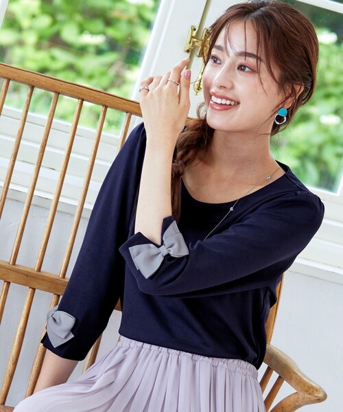 Tiaclasse(ティアクラッセ)の「【洗える】グログランリボンカットトップス(Tシャツ/カットソー・レディース・ブラック/ブルー/ネイビー/モカ・XL/XXL)」の8枚目の写真