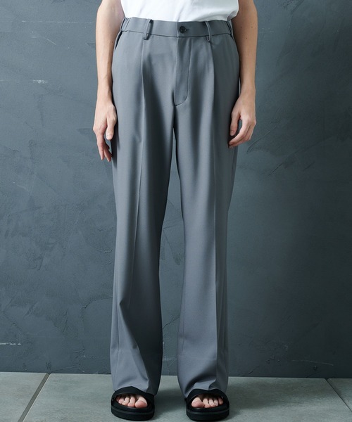 STUDIOUS（ステュディオス）の「【PUBLIC TOKYO/パブリックトウキョウ】エバークリースGRクロスフレアスラックス（スラックス・メンズ・グレー/ブラック/ダークグレー・2/1/3）」の2枚目の写真