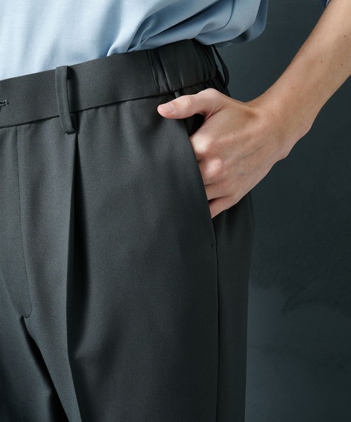 STUDIOUS（ステュディオス）の「【PUBLIC TOKYO/パブリックトウキョウ】エバークリースGRクロスフレアスラックス（スラックス・メンズ・グレー/ブラック/ダークグレー・2/1/3）」の20枚目の写真