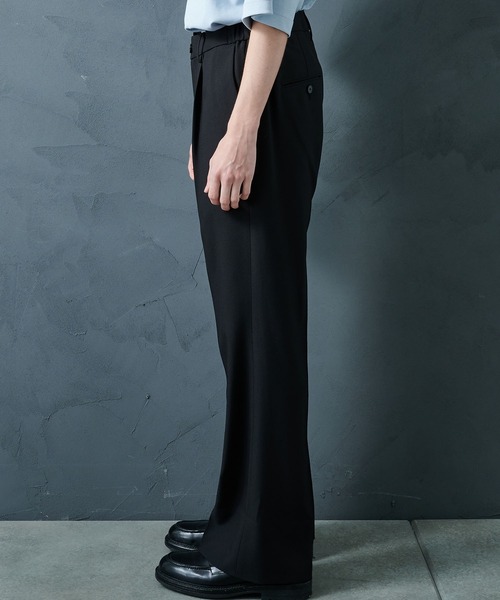 STUDIOUS（ステュディオス）の「【PUBLIC TOKYO/パブリックトウキョウ】エバークリースGRクロスフレアスラックス（スラックス・メンズ・グレー/ブラック/ダークグレー・2/1/3）」の9枚目の写真