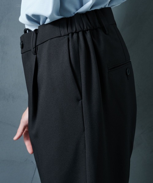 STUDIOUS（ステュディオス）の「【PUBLIC TOKYO/パブリックトウキョウ】エバークリースGRクロスフレアスラックス（スラックス・メンズ・グレー/ブラック/ダークグレー・2/1/3）」の13枚目の写真