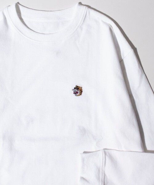 GLOSTER（グロスター）の「【GLOSTER/グロスター】ワンポイント刺繍 タイガーリーフ ロンT バックプリント ベトジャン（Tシャツ/カットソー・メンズ・ネイビー/オリーブ/ホワイト・S/M/L）」の4枚目の写真