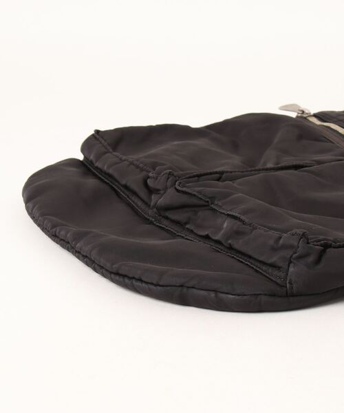 PORTER CLASSIC（ポータークラシック）の「【Porter Classic / ポータークラシック】SUPER NYLON HELMET CASE S（ショルダーバッグ・メンズ・ブラック/ブルー・FREE）」の4枚目の写真