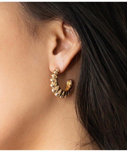 LATINA（ラティーナ）の「ラウンドデザインピアスSET（ピアス（両耳用）・レディース・ゴールド・FREE）」の3枚目の写真